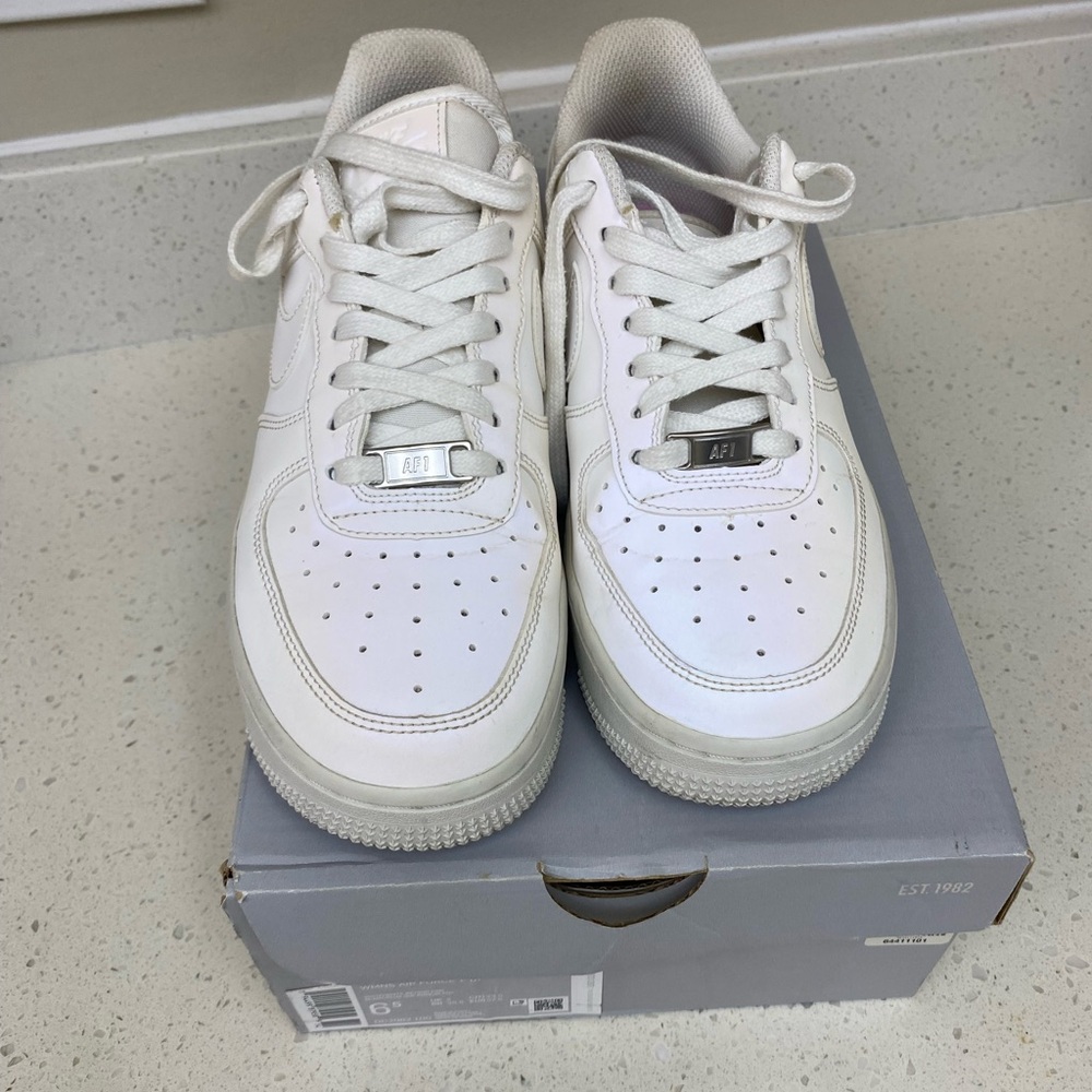 Women’s Nike Air Force 1 ‘07
